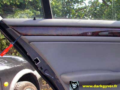 garniture porte arriere E46 02