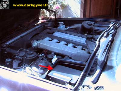 boitier relais et fusibles E34 10